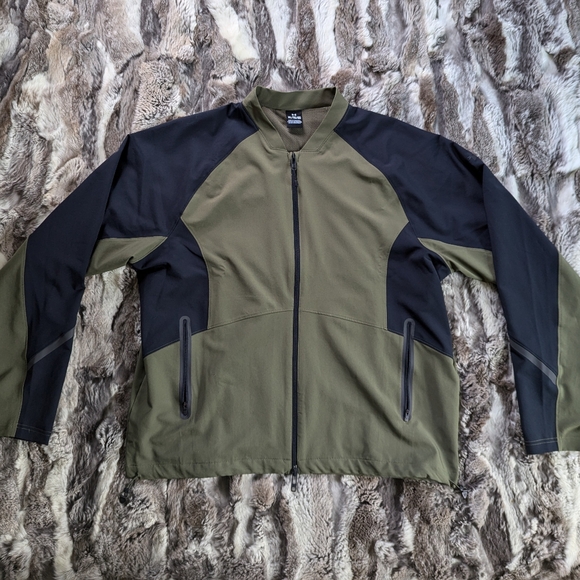 Under Armour Men's Unstoppable Athletic Bomber Jacket - Picture 2 of 4